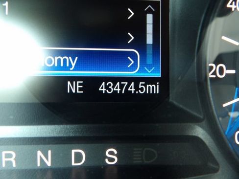 Certified 2018 Ford Explorer XLT AWD/4WD image 36