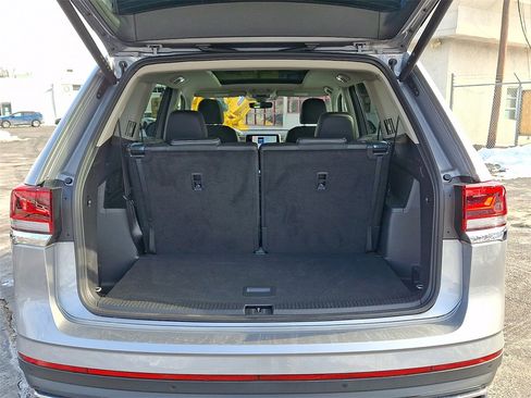 Certified 2025 Volkswagen Atlas SEL image 29