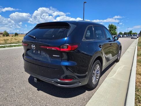 Used 2025 MAZDA CX-90 Plug-In Hybrid w/ Preferred AWD/4WD image 5