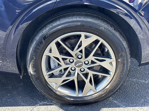 Used 2025 Genesis GV70 2.5T image 19