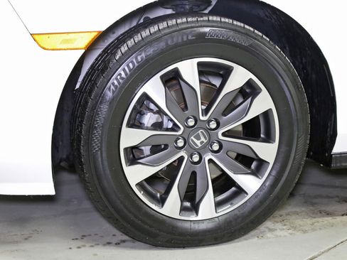 Certified 2024 Honda Odyssey EX-L image 22