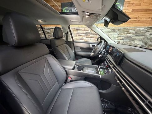 Used 2025 Hyundai Santa Fe XRT image 15
