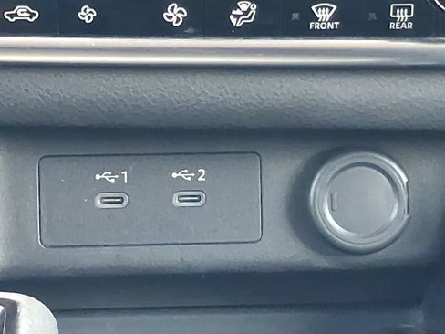 Certified 2024 Nissan Rogue SV w/ SV Premium Package FWD image 6