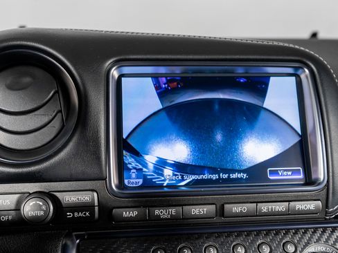 Used 2015 Nissan GT-R Black Edition image 35