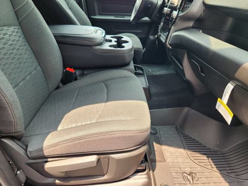 New 2026 RAM 2500 Tradesman AWD/4WD image 14