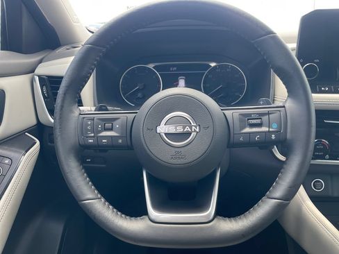 Certified 2023 Nissan Rogue SL w/ SL Premium Package FWD image 14