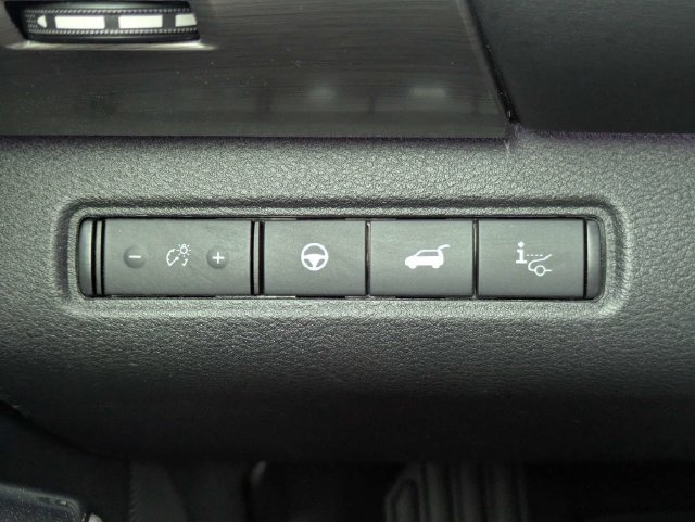 Used 2025 Nissan Pathfinder Platinum w/ Black Appearance Package FWD image 25
