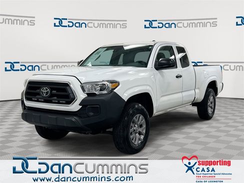 Used 2021 Toyota Tacoma SR image 1