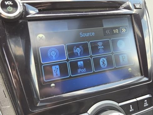 Used 2014 Honda Odyssey EX-L image 8