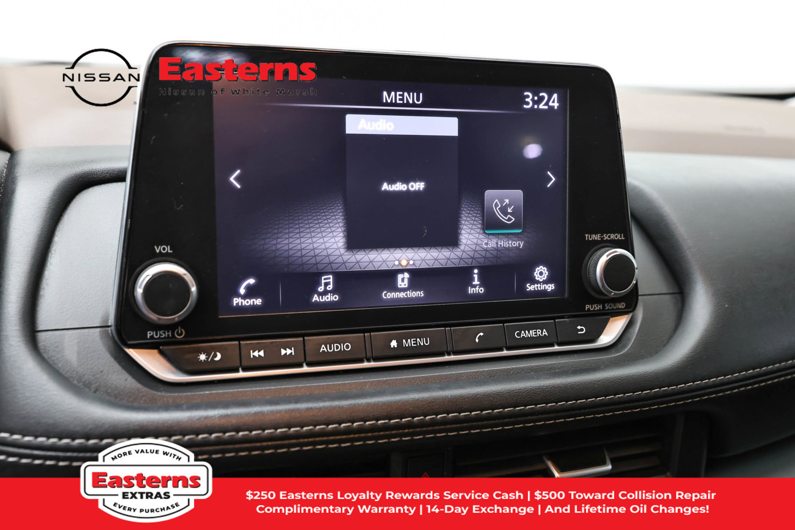 Used 2023 Nissan Rogue S AWD/4WD image 18