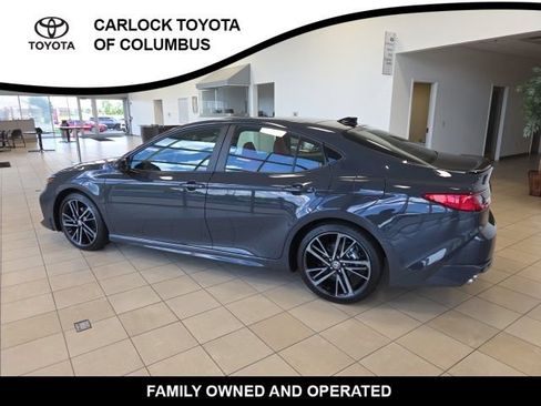 Used 2025 Toyota Camry XSE FWD image 10