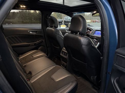 Used 2019 Ford Edge ST w/ Convenience Package image 35