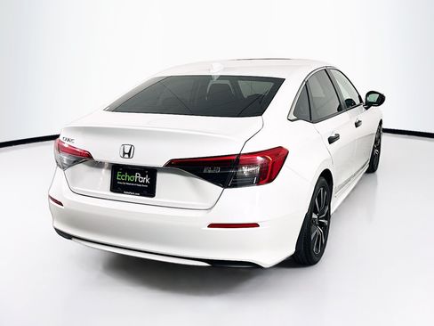 Used 2024 Honda Civic EX image 9