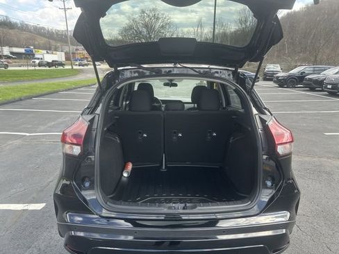 Used 2024 Nissan Kicks S image 22