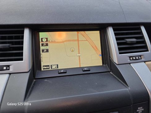 Used 2008 Land Rover Range Rover Sport HSE image 32