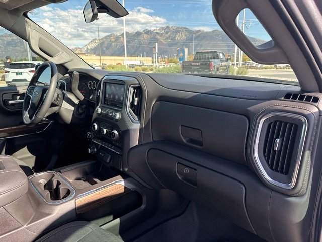 Certified 2022 Chevrolet Silverado 1500 LT Trail Boss w/ Safety Package AWD/4WD image 33