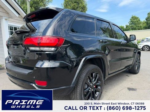 Used 2019 Jeep Grand Cherokee Altitude AWD/4WD image 7