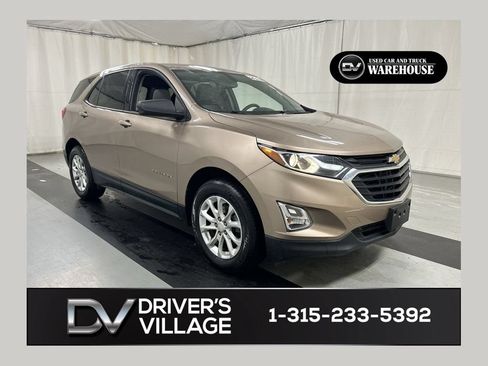 Used 2019 Chevrolet Equinox LS w/ LS Convenience Package AWD/4WD image 1
