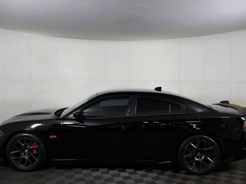Used 2016 Dodge Charger R/T Scat Pack image 13