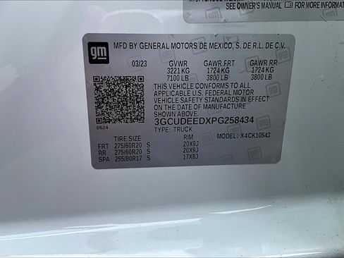 Used 2023 Chevrolet Silverado 1500 RST image 12