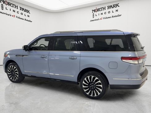 Used 2024 Lincoln Navigator L Black Label AWD/4WD image 7