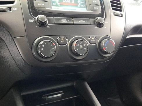 Used 2017 Kia Forte LX w/ LX Popular Package FWD image 20