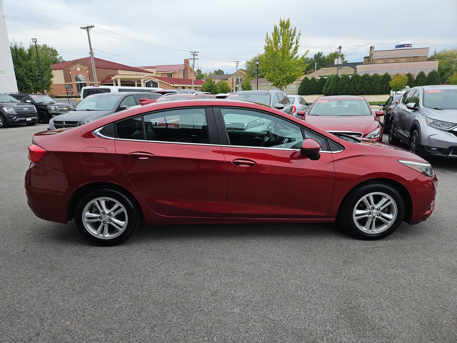 Used 2017 Chevrolet Cruze LT w/ Convenience Package FWD image 7
