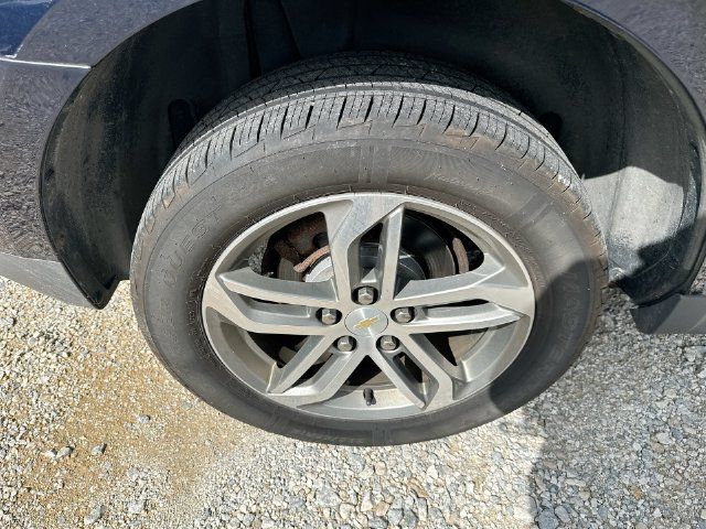Used 2017 Chevrolet Equinox Premier w/ Enhanced Convenience Package AWD/4WD image 54