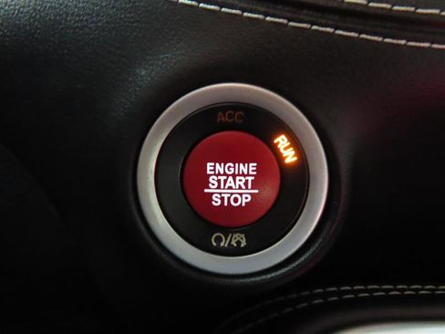 Used 2020 Dodge Challenger SRT Hellcat w/ Plus Package RWD image 20