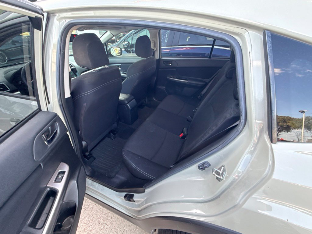 Used 2015 Subaru Crosstrek 2.0i Premium w/ Moonroof Package AWD/4WD image 21