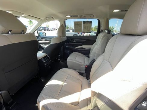 Used 2023 Subaru Ascent Premium w/ Convenience Package AWD/4WD image 26
