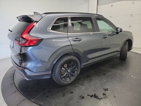Certified 2025 Honda CR-V Sport image 9