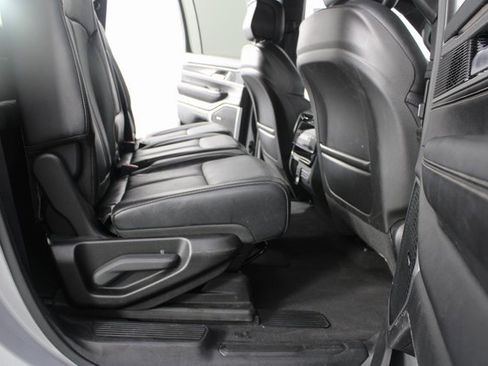 Used 2023 Jeep Wagoneer L Series II image 23