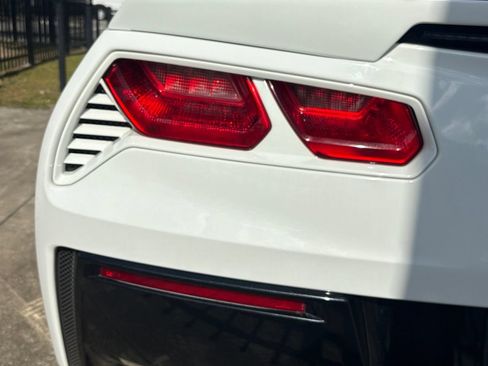 Used 2019 Chevrolet Corvette Stingray Convertible RWD image 10