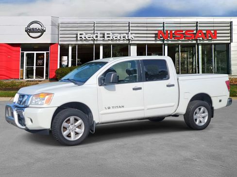 Used 2014 Nissan Titan 4x4 Crew Cab image 5