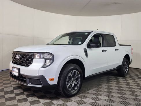 New 2026 Ford Maverick XLT w/ Equipment Group 301A AWD/4WD image 3
