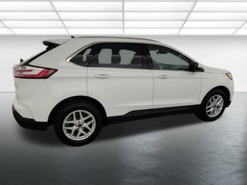 Used 2022 Ford Edge SEL w/ Convenience Package image 8