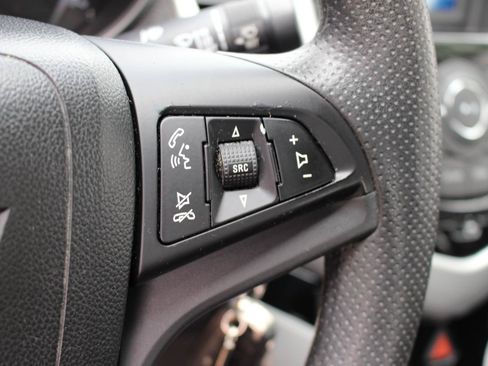 Used 2015 Chevrolet Cruze LT FWD image 20