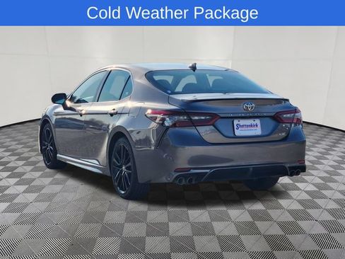 Used 2024 Toyota Camry XSE FWD image 3