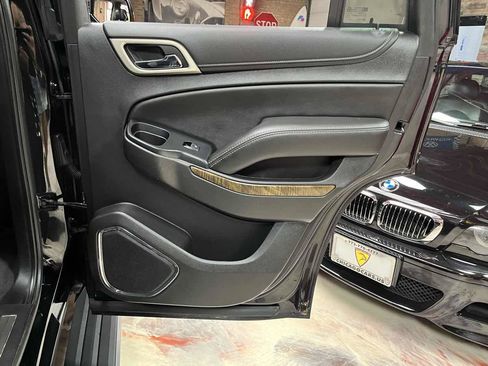 Used 2019 GMC Yukon Denali AWD/4WD image 34