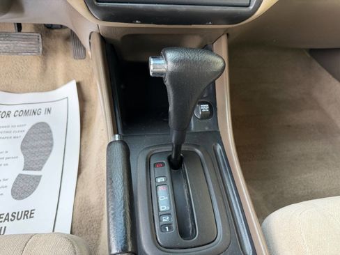 Used 1999 Honda Accord LX image 9