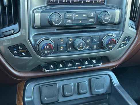 Used 2017 Chevrolet Silverado 2500 High Country w/ Duramax Plus Package AWD/4WD image 19