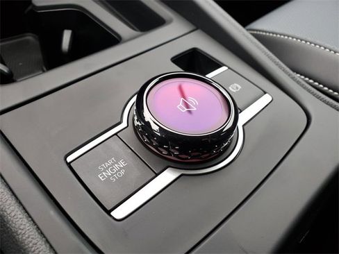 New 2026 Volkswagen Tiguan SE image 11