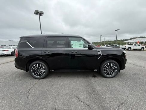 New 2025 Nissan Armada Platinum Reserve image 4