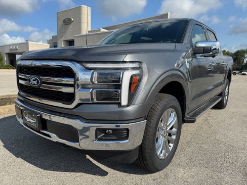 New 2025 Ford F150 Lariat w/ Equipment Group 501A Mid AWD/4WD image 8