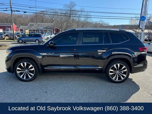 Used 2021 Volkswagen Atlas SEL R-Line image 8