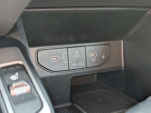 Certified 2024 Kia Sorento S FWD image 26