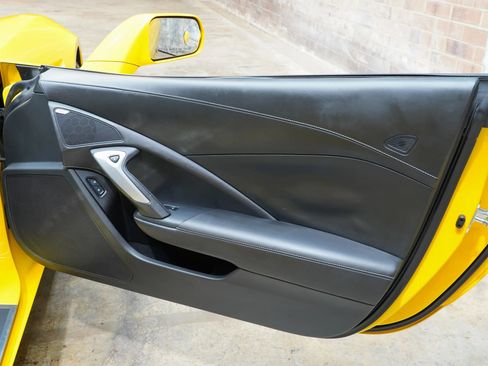 Used 2014 Chevrolet Corvette Stingray Convertible w/ 3LT Preferred Equipment Group RWD image 46
