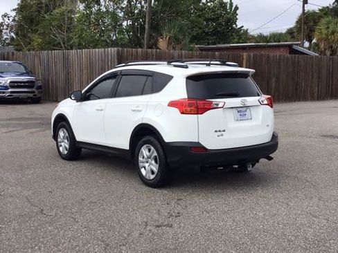 Used 2015 Toyota RAV4 LE image 8