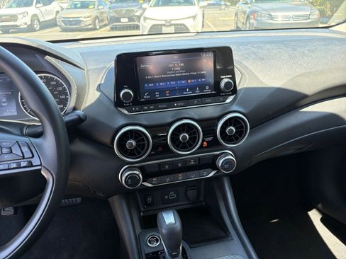 Used 2025 Nissan Sentra S FWD image 17
